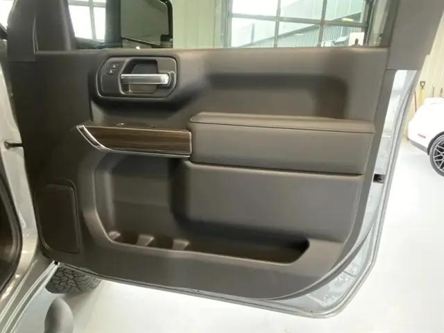 2025 Chevrolet Silverado 2500HD 4WD Regular Cab Long Bed LT
