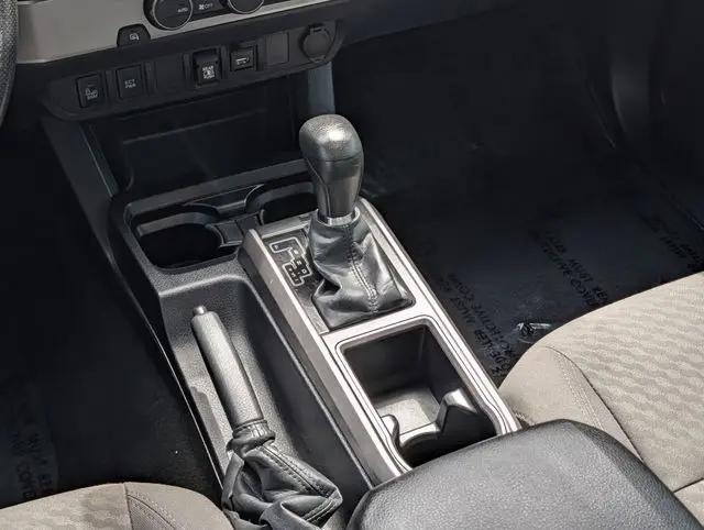 2022 Toyota Tacoma SR5 V6