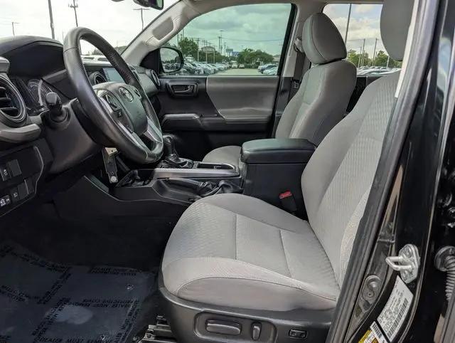 2022 Toyota Tacoma SR5 V6