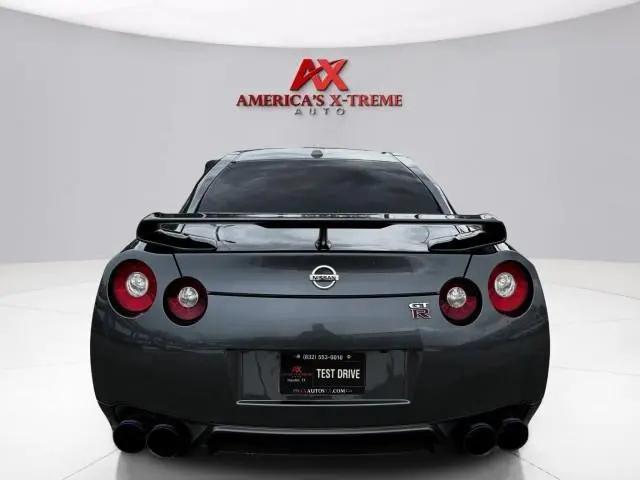 2013 Nissan GT-R Premium