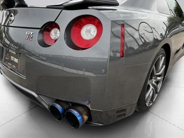 2013 Nissan GT-R Premium