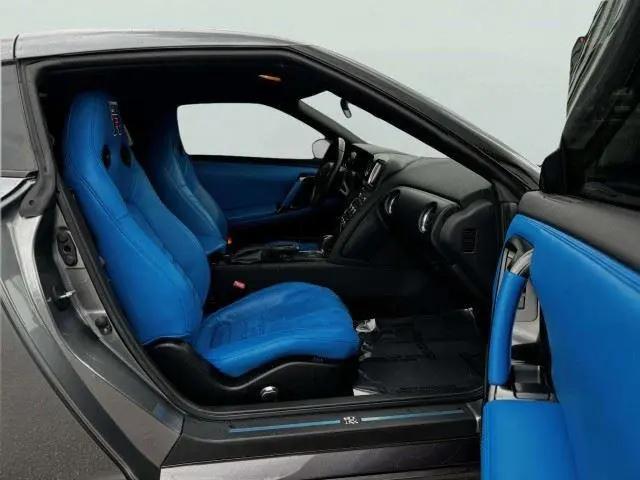 2013 Nissan GT-R Premium