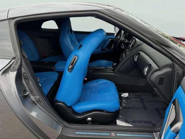 2013 Nissan GT-R Premium