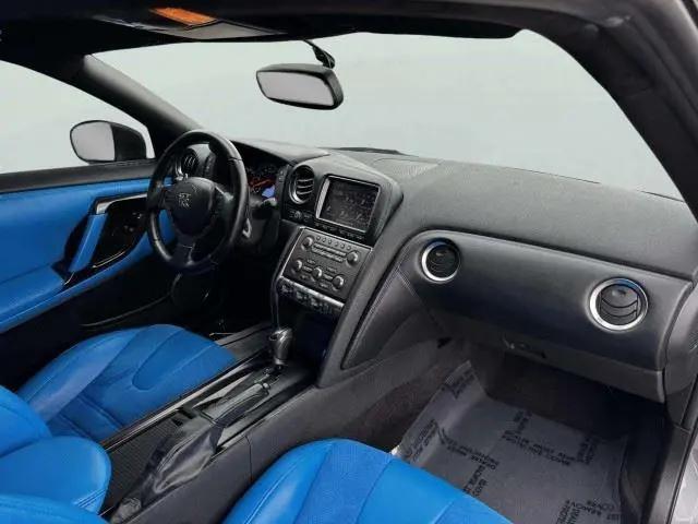 2013 Nissan GT-R Premium
