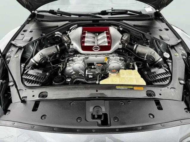 2013 Nissan GT-R Premium