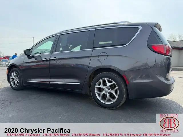 2020 Chrysler Pacifica Touring L