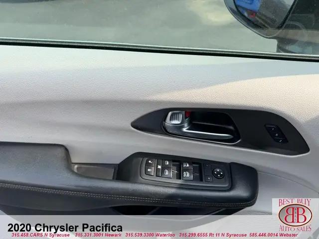 2020 Chrysler Pacifica Touring L