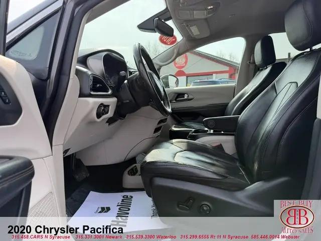 2020 Chrysler Pacifica Touring L