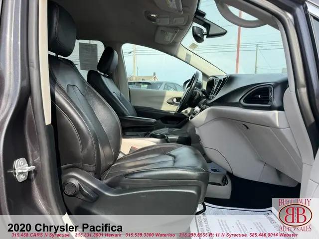2020 Chrysler Pacifica Touring L