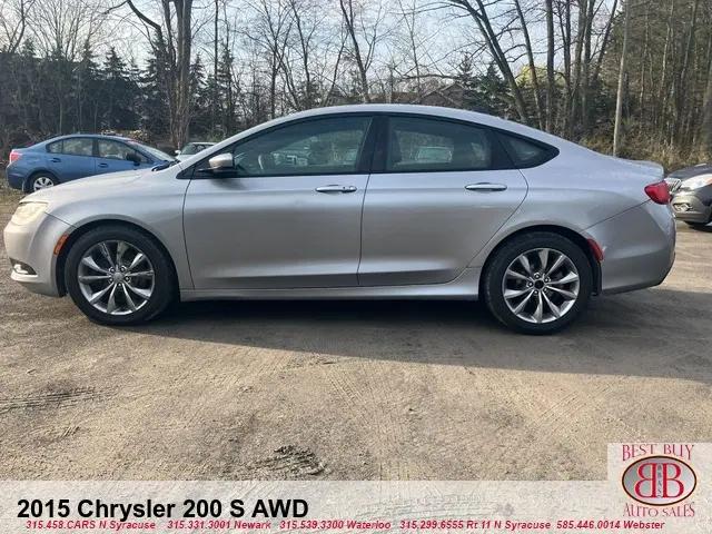 2015 Chrysler 200 S