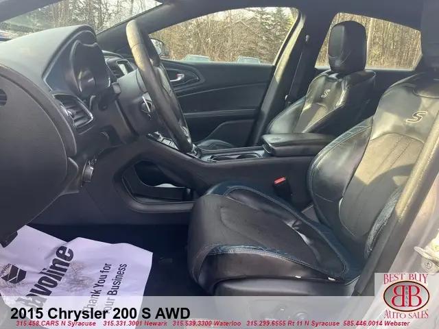 2015 Chrysler 200 S