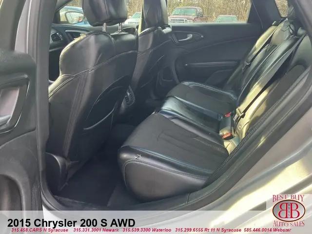 2015 Chrysler 200 S