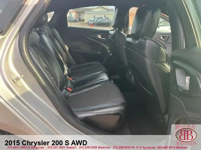 2015 Chrysler 200 S