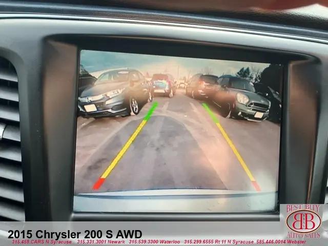 2015 Chrysler 200 S