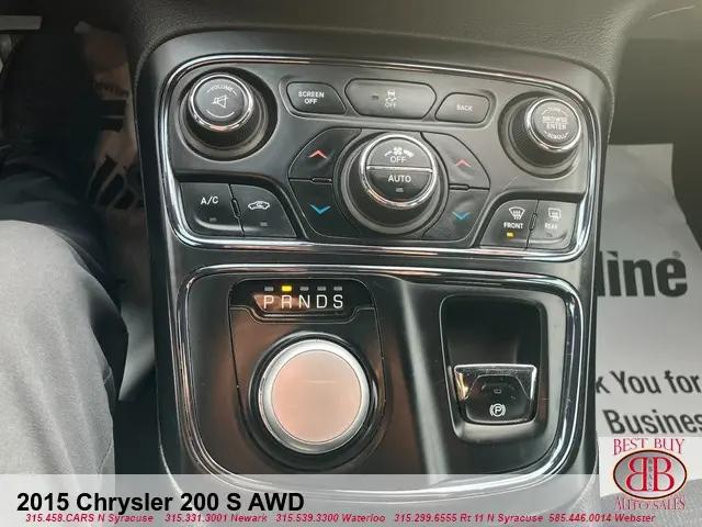 2015 Chrysler 200 S