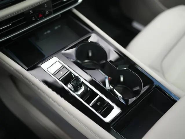 2026 Volkswagen Atlas SEL