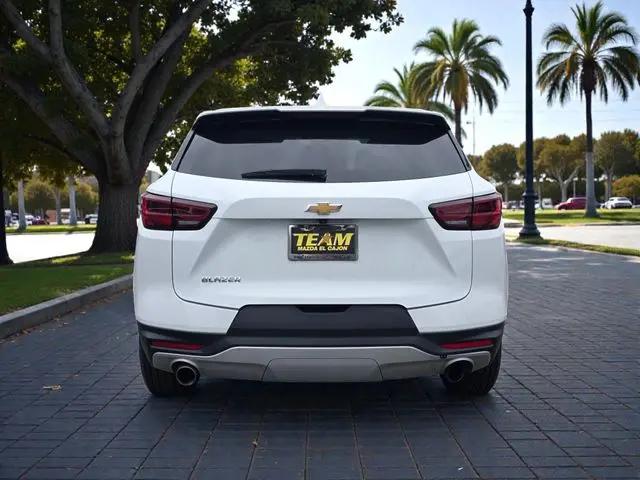 2025 Chevrolet Blazer FWD 2LT