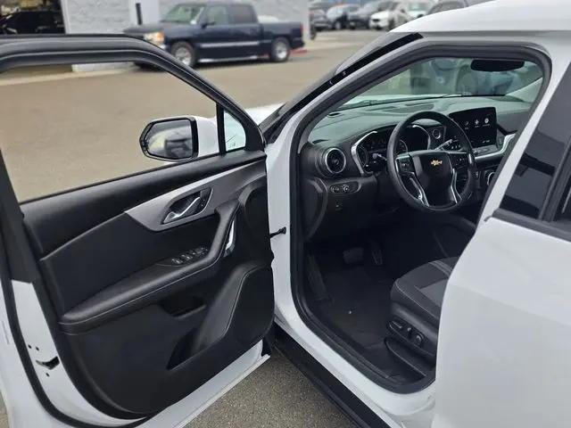 2025 Chevrolet Blazer FWD 2LT