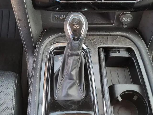 2020 INFINITI QX80 LUXE AWD