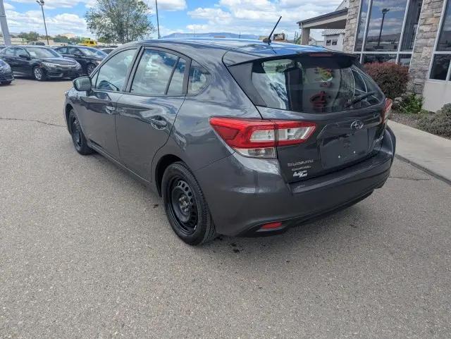 2019 Subaru Impreza 2.0i