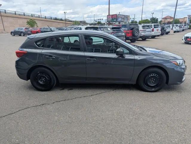 2019 Subaru Impreza 2.0i