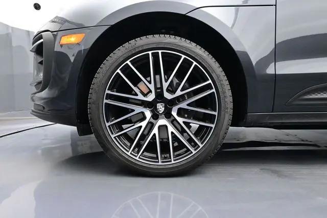 2025 Porsche Macan Macan