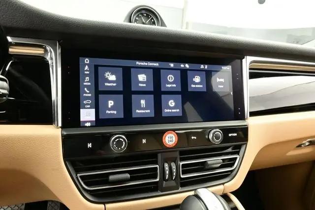2025 Porsche Macan Macan