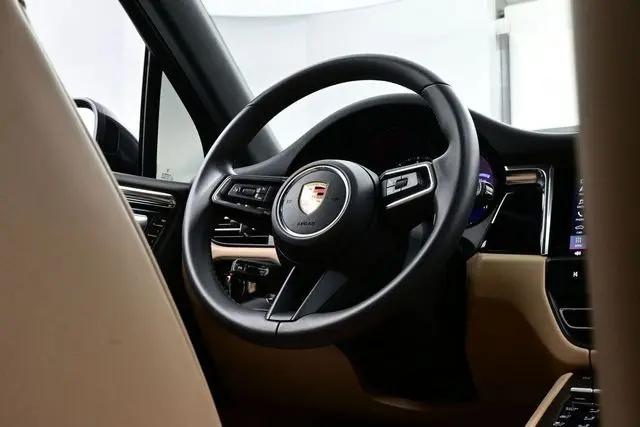 2025 Porsche Macan Macan
