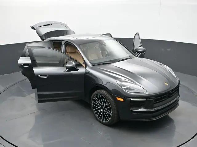 2025 Porsche Macan Macan