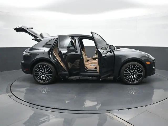 2025 Porsche Macan Macan