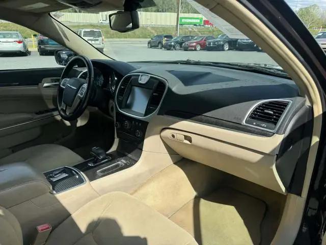 2012 Chrysler 300 Base