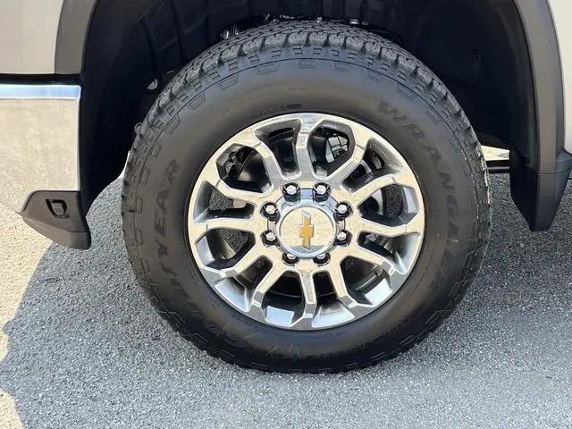 2026 Chevrolet Silverado 2500HD Crew Cab, Standard Bed, LTZ, 4WD