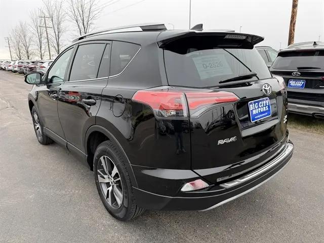 2017 Toyota RAV4 XLE