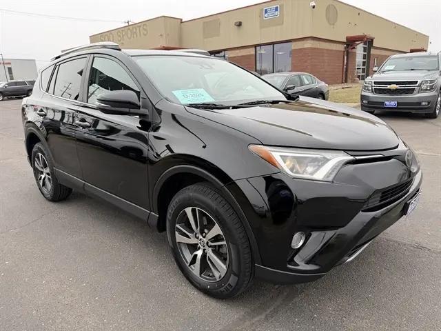 2017 Toyota RAV4 XLE