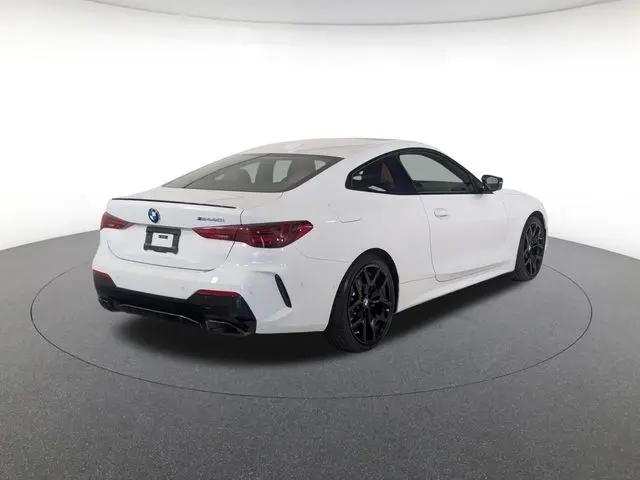 2026 BMW M4 M440i