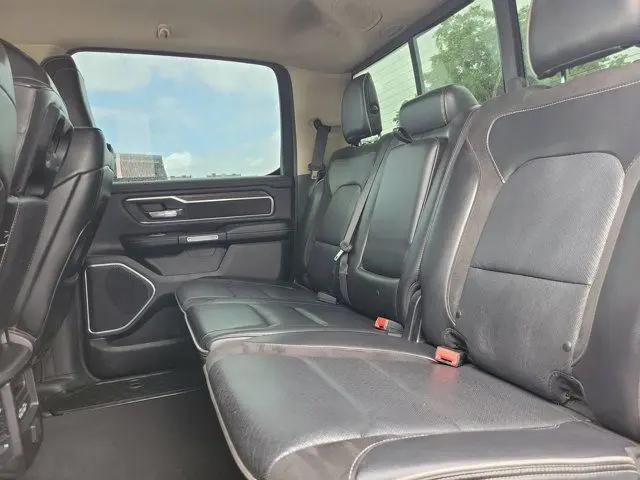 2019 Ram 1500 Laramie Crew Cab 4x4 5'7" Box