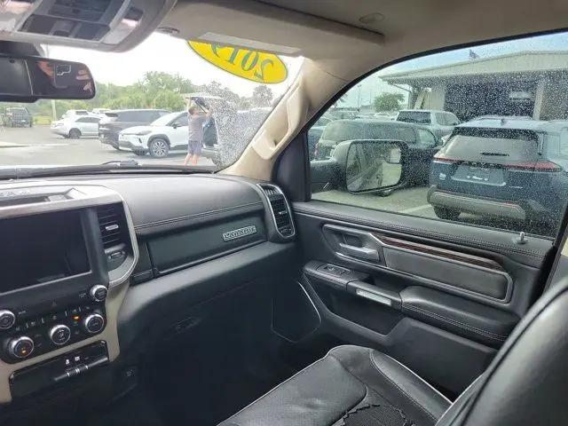 2019 Ram 1500 Laramie Crew Cab 4x4 5'7" Box