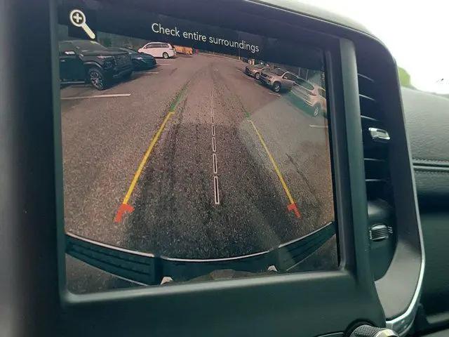2019 Ram 1500 Laramie Crew Cab 4x4 5'7" Box