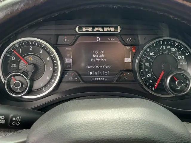 2019 Ram 1500 Laramie Crew Cab 4x4 5'7" Box