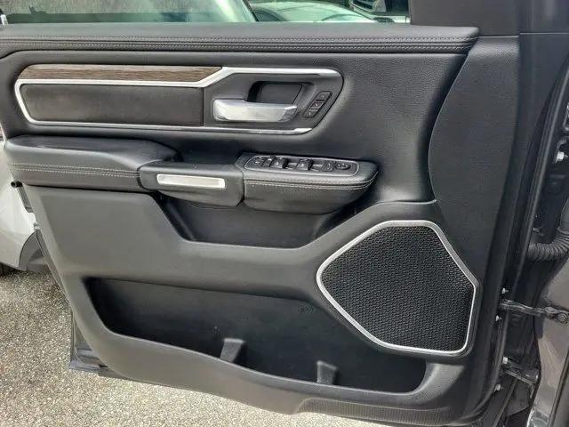 2019 Ram 1500 Laramie Crew Cab 4x4 5'7" Box