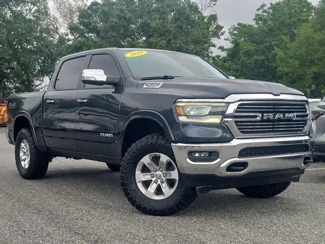 2019 Ram 1500 Laramie Crew Cab 4x4 5'7" Box