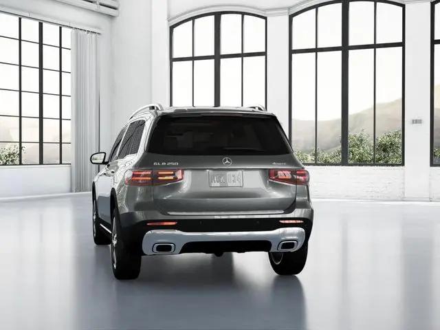 2026 Mercedes-Benz GLB 4MATIC