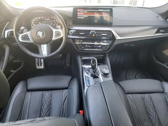 2023 BMW M5 i xDrive