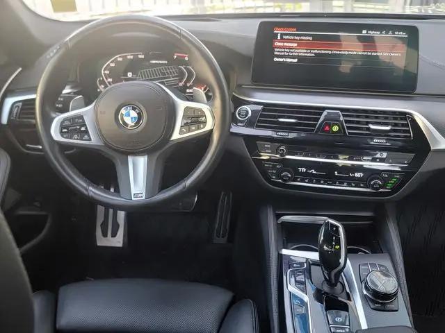 2023 BMW M5 i xDrive
