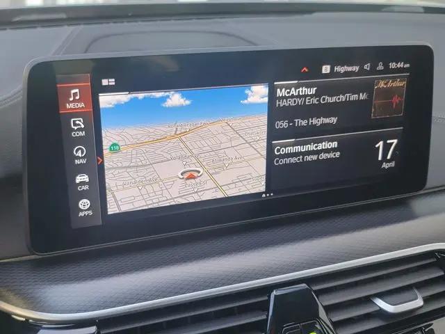 2023 BMW M5 i xDrive