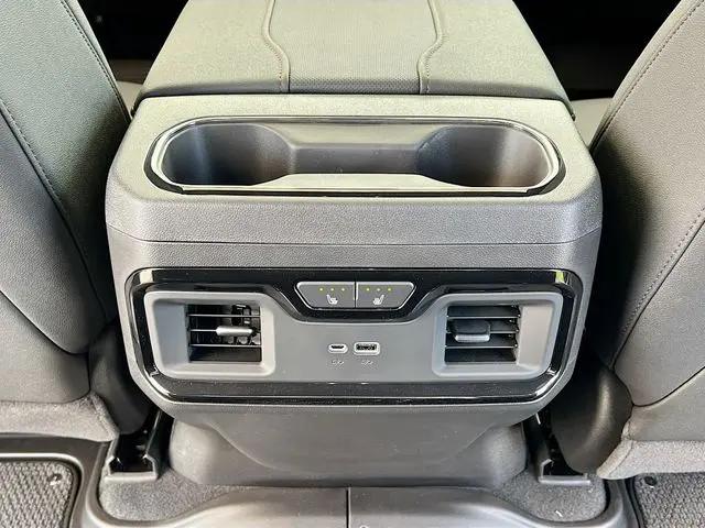 2026 GMC Sierra 1500 Crew Cab, Short Bed, AT4, 4WD