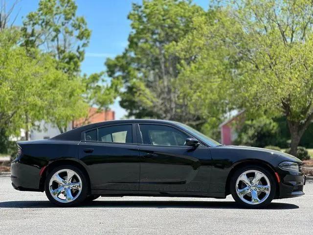 2019 Dodge Charger SXT RWD