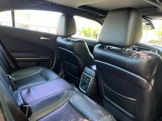 2019 Dodge Charger SXT RWD