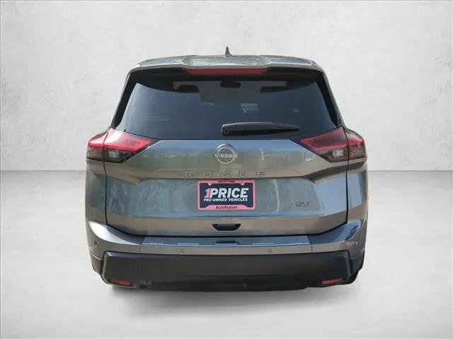 2024 Nissan Rogue SV FWD