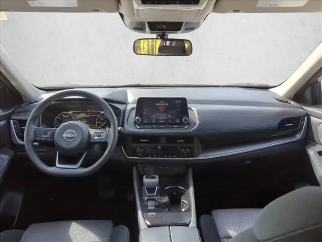 2024 Nissan Rogue SV FWD